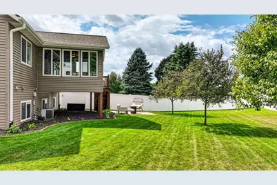 2168 Saint Andrews Drive, Altoona, WI 54720 - Photo 32