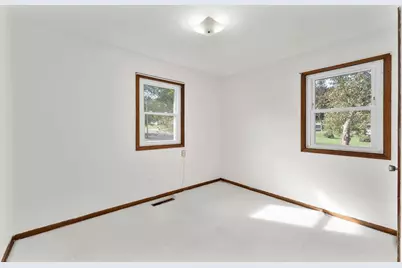3025 Glenhaven Place, Eau Claire, WI 54703 - Photo 18