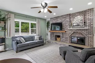 2519 Bartlett Ave, Altoona, WI 54720 - Photo 2