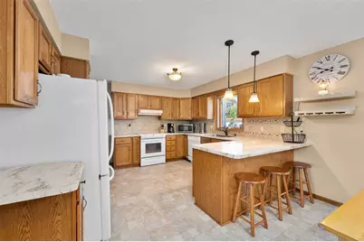 104 W Southridge Court, Cadott, WI 54727 - Photo 14