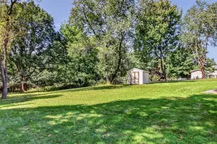415 Hewitt St, Eau Claire, WI 54703 - Photo 26