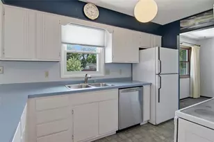 1815 Frisbie Ln, Eau Claire, WI 54703 - Photo 16