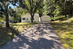 1028 Essex St, Eau Claire, WI 54703 - Photo 1