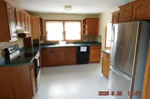 817 E 5th St, Ladysmith, WI 54848 - Photo 4