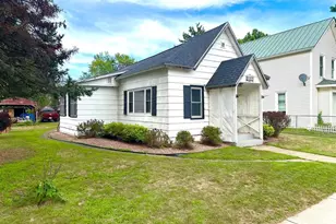 1021 E La Salle Ave, Barron, WI 54812 - Photo 1