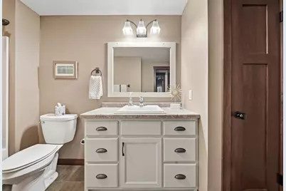 460 Club View Lane, Altoona, WI 54720 - Photo 36