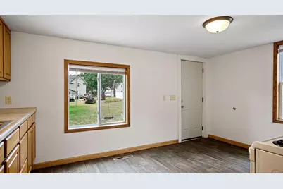 1315 11th Street, Menomonie, WI 54751 - Photo 4