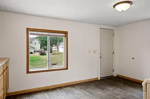 1315 11th St, Menomonie, WI 54751 - Photo 4