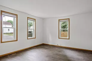 1315 11th St, Menomonie, WI 54751 - Photo 6