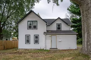 1315 11th St, Menomonie, WI 54751 - Photo 1