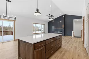 1921 Willow Creek Pkwy, Chippewa Falls, WI 54729 - Photo 10