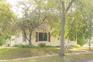 502 Lake Ave, Ladysmith, WI 54848 - Photo 2