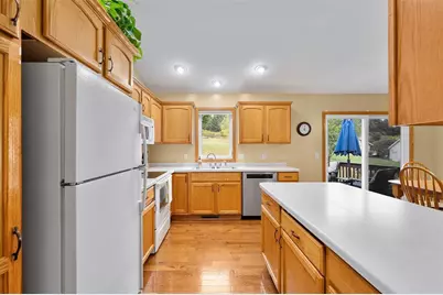 221 La Mans Lane, Eau Claire, WI 54703 - Photo 16