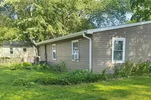 24174 Sixth St, Trempealeau, WI 54661 - Photo 2