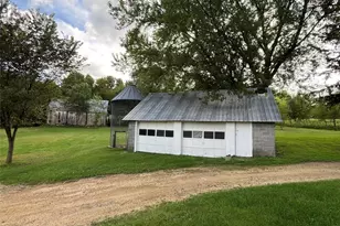 W16717 Holmen Rd, Osseo, WI 54758 - Photo 10