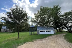 W16717 Holmen Rd, Osseo, WI 54758 - Photo 42