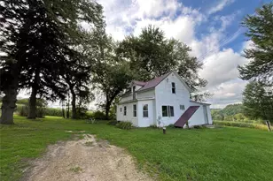 W16717 Holmen Rd, Osseo, WI 54758 - Photo 2