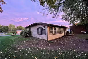 3336 Trimble St, Eau Claire, WI 54701 - Photo 8