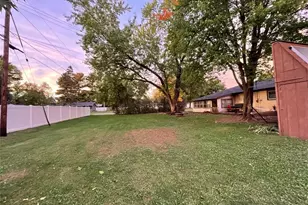 3336 Trimble St, Eau Claire, WI 54701 - Photo 10