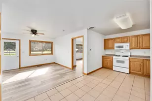 1013 Division St, Withee, WI 54498 - Photo 10