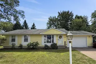 2905 Solem Ln, Eau Claire, WI 54703 - Photo 2