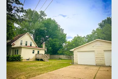 1703 7th Street #1, Menomonie, WI 54751 - Photo 2