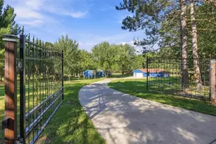 S 8825 Short Rd, Eau Claire, WI 54701 - Photo 2