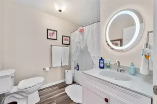 S 8825 Short Rd, Eau Claire, WI 54701 - Photo 10