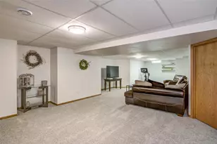 3208 Tiburon Dr, Eau Claire, WI 54701 - Photo 40
