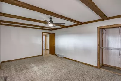 2915 Eisenhower Street, Eau Claire, WI 54701 - Photo 24