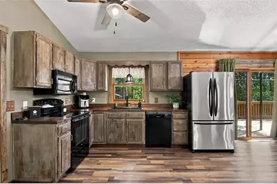 351 Pavelski Road, Eau Claire, WI 54703 - Photo 10