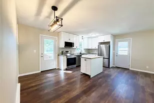 512 E Bracklin St, Rice Lake, WI 54868 - Photo 6