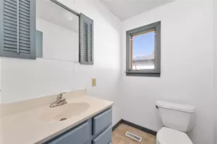 321 E 2nd Ave, Stanley, WI 54768 - Photo 20