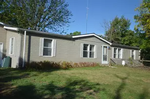 1090 375th St, Maiden Rock, WI 54750 - Photo 2