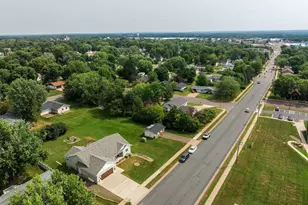 815 W Allen St, Rice Lake, WI 54868 - Photo 8