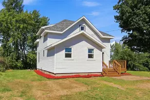 31 W Walnut St, Chippewa Falls, WI 54729 - Photo 36