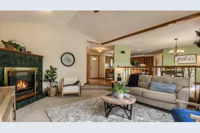 503 Hewitt Street, Eau Claire, WI 54703 - Photo 8