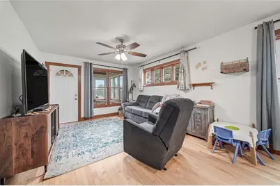1548 Bellevue Avenue, Eau Claire, WI 54703 - Photo 6