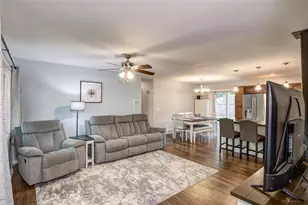 301 Wapiti Ln, Elk Mound, WI 54739 - Photo 4
