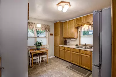 857 Starr Avenue, Eau Claire, WI 54703 - Photo 10