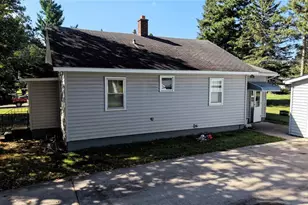 600 E 11th St, Ladysmith, WI 54848 - Photo 2