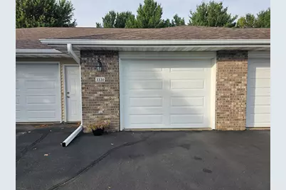 3330 S Robin Meadows Lane #3330, Eau Claire, WI 54701 - Photo 4