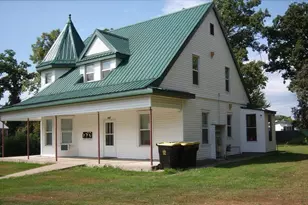 147 S 8th St, Barron, WI 54812 - Photo 2