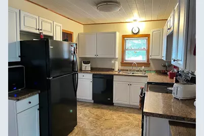 414 E River Avenue, Ladysmith, WI 54848 - Photo 4