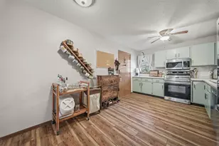 303 Harvest Ln, Altoona, WI 54720 - Photo 12