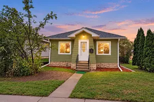 2430 Wood St, La Crosse, WI 54603 - Photo 1