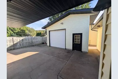 3119 Leslie Lane, Eau Claire, WI 54703 - Photo 12
