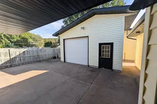 3119 Leslie Ln, Eau Claire, WI 54703 - Photo 12