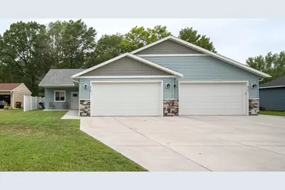 816 10th Street #1-2, Altoona, WI 54720 - Photo 1