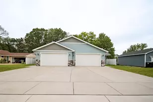 816 10th Street, Altoona, WI 54720 - Photo 2
